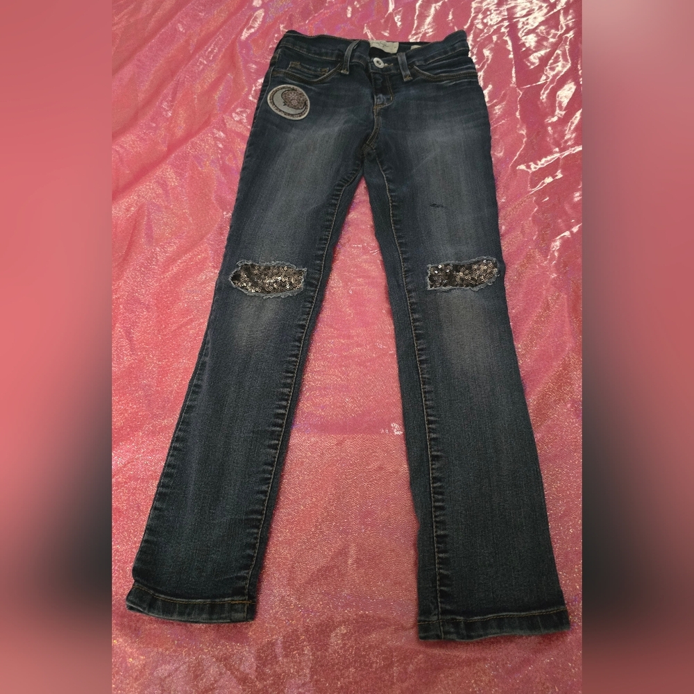 Jessica Simpson Girls jeans size 7. Skinny stretchy fit. Sequin knees!